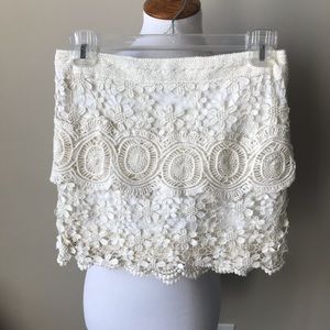 Free People feminine creme lace skirt